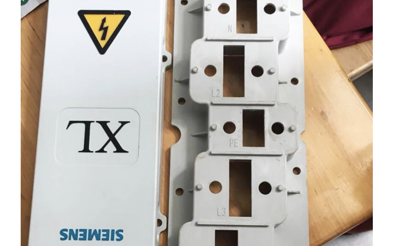 密集型母線配件 第三代插口插座 接地四線制