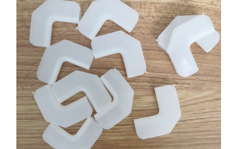 母線(xiàn)槽配件_母線(xiàn)槽配件的選用