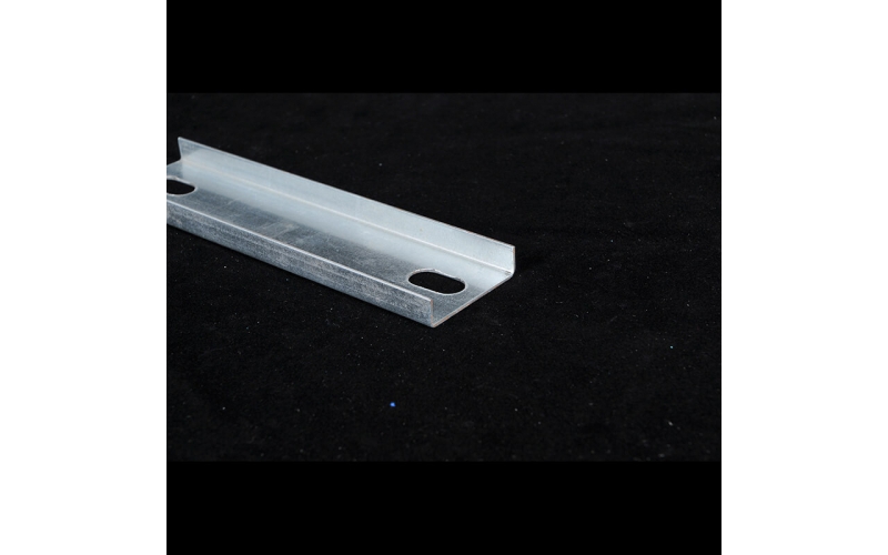 配件：橫擔(dān)